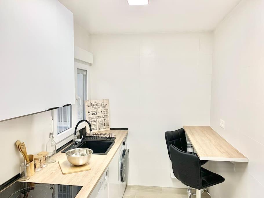 Gascona Centro Con Parking Apartment Oviedo Exterior photo